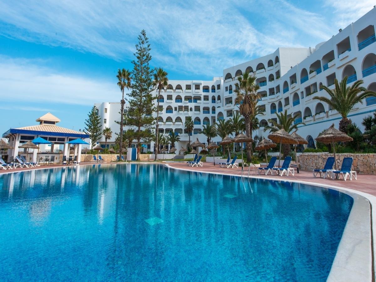 Regency Hotel & Spa
