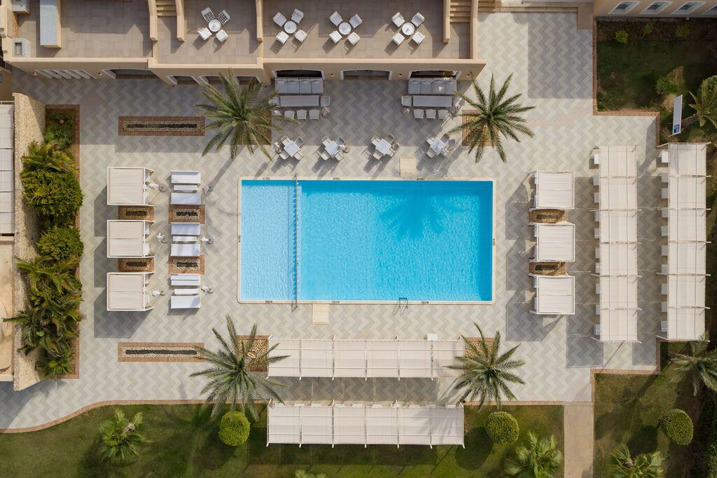 Almazino Hotel