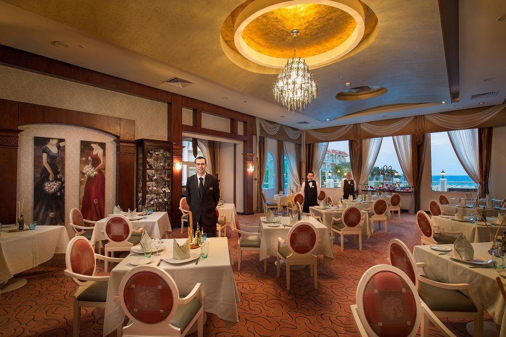 Premier Le Reve Hotel & Spa