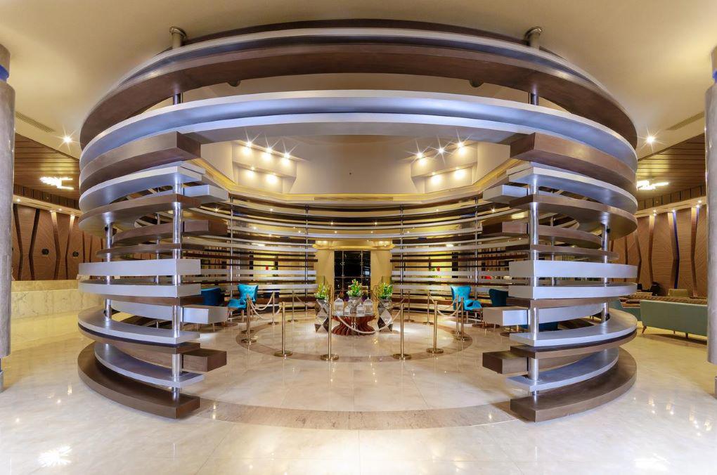 Titanic Royal Hotel