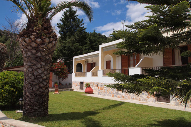 Thoros House Hotel