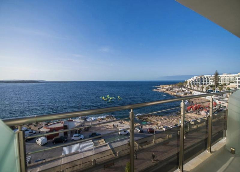 Seaview Hotel