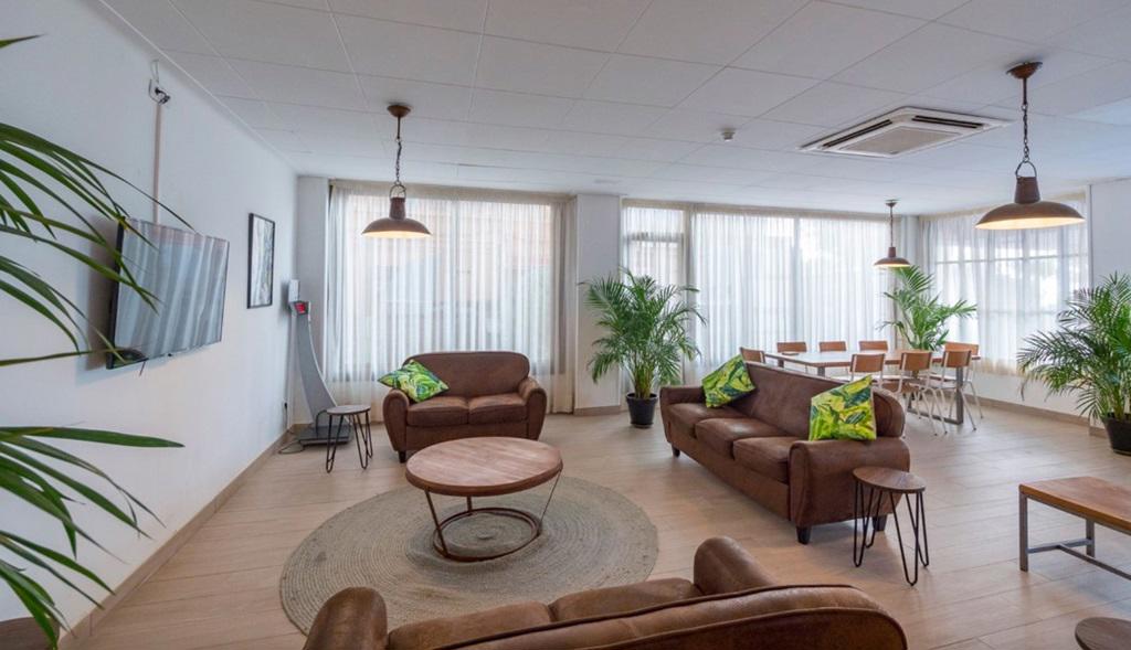 Hotel Checkin Garbi