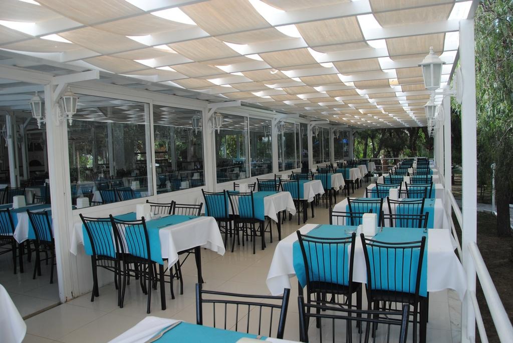 Hotel Flora Suites