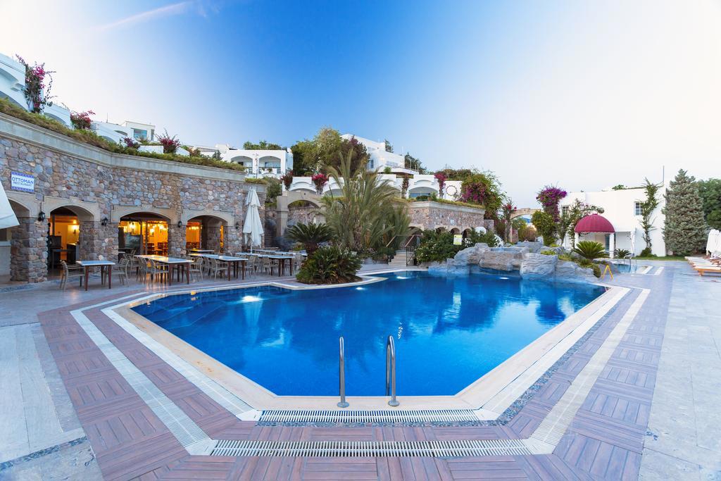 Royal Asarlik Beach Hotel