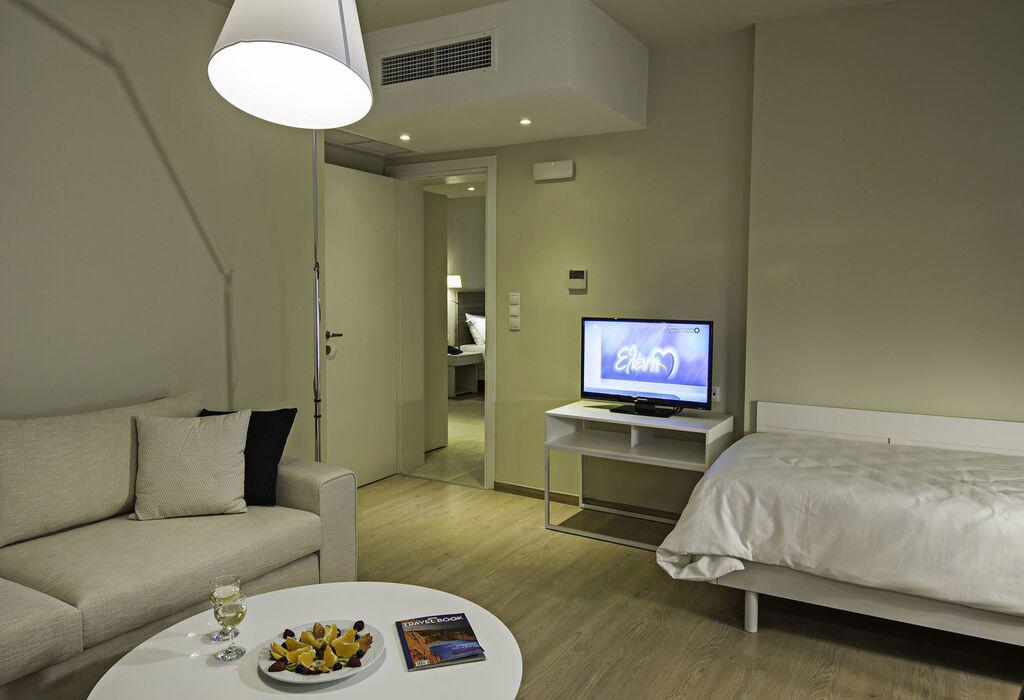 Swell Boutique Hotel