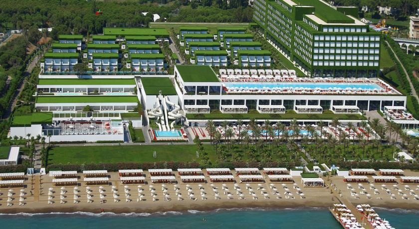 Adam and Eve Hotel