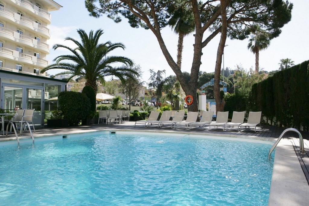 Hotel Alegria Fenals Mar