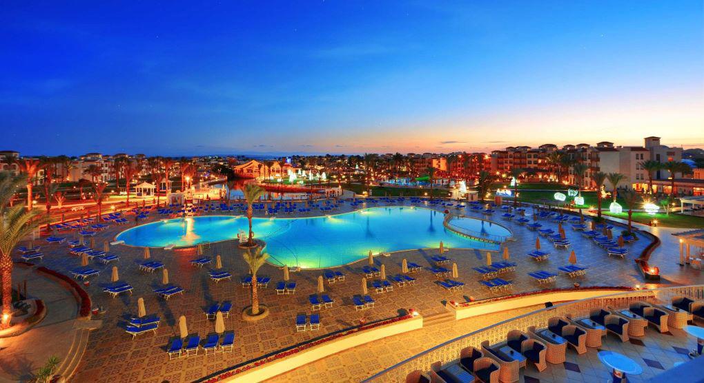 Pickalbatros Dana Beach Resort