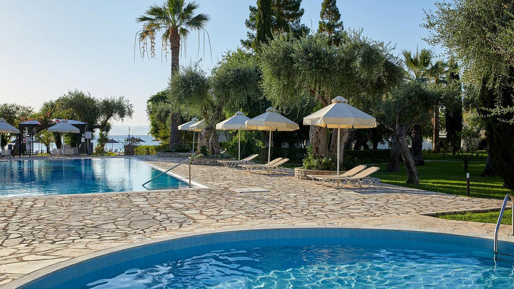 Delfinia Hotel