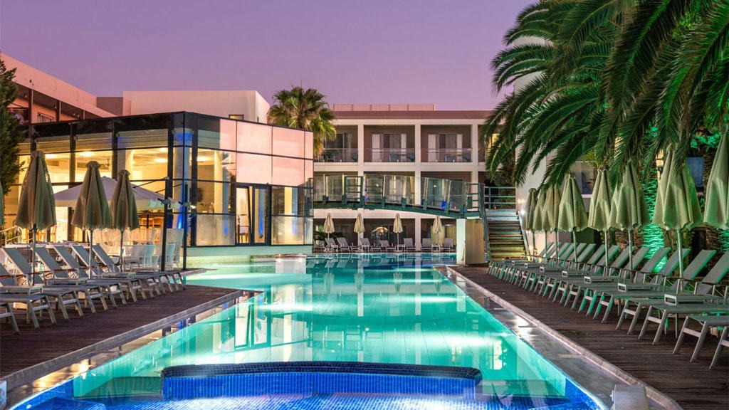 Minos Mare Royal Hotel