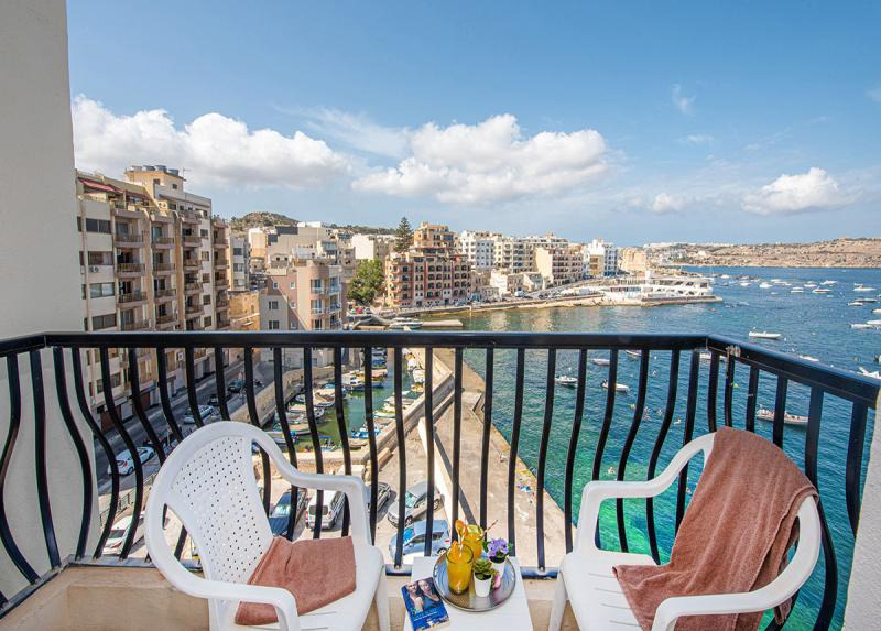 Gillieru Harbour Hotel