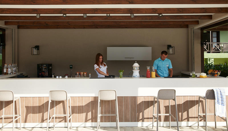 Simantro Beach Hotel