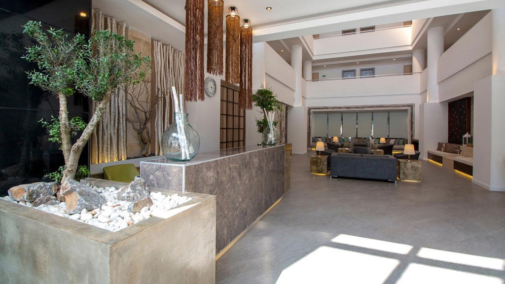Supreme Beach Hotel