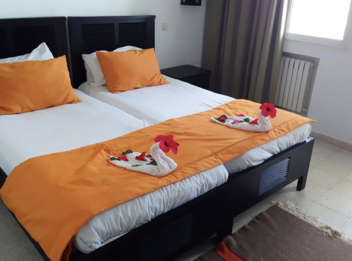 Tropicana Club & Spa