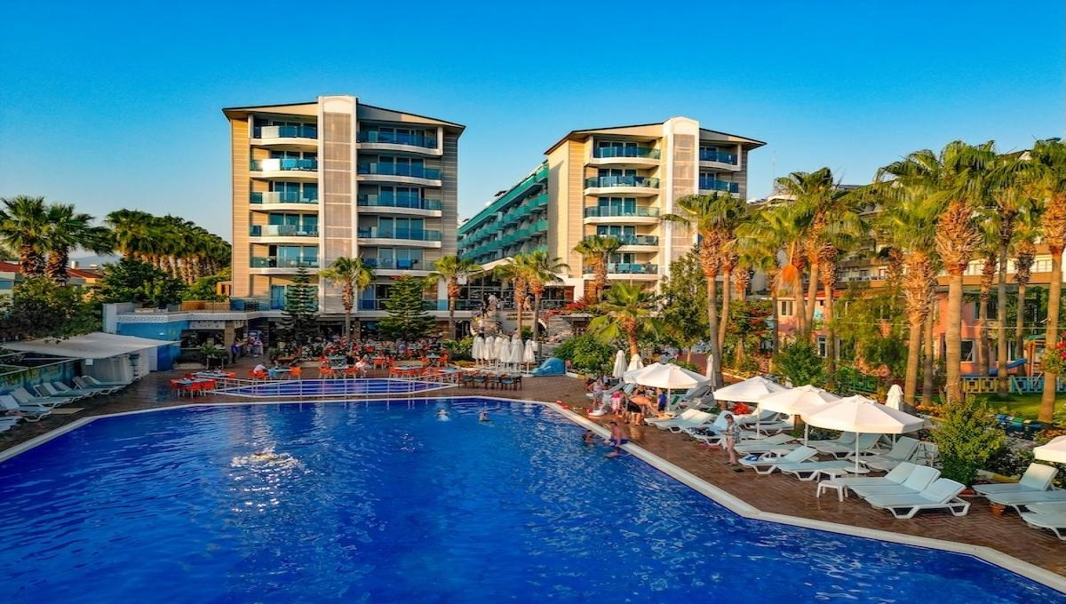 Concordia Celes Hotel