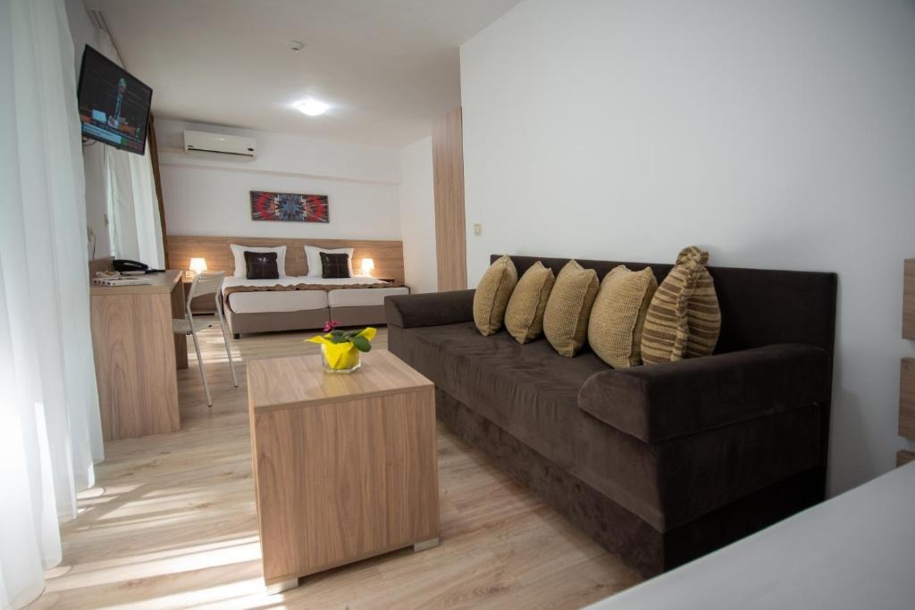 Hotel Ariana