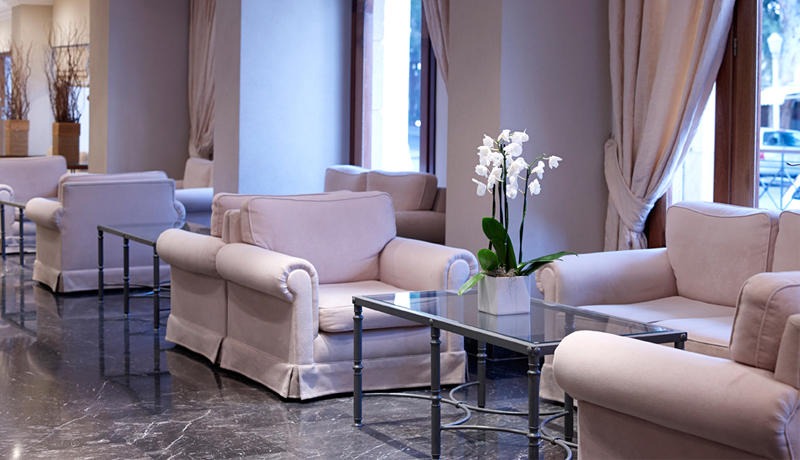 Mitsis Petit Palais Hotel