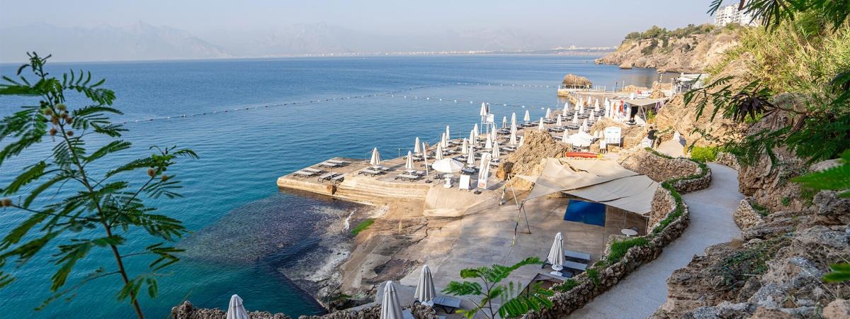 Akra Hotel
