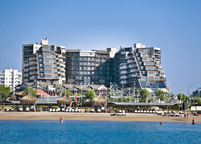 Limak Lara Deluxe Hotel and Resort