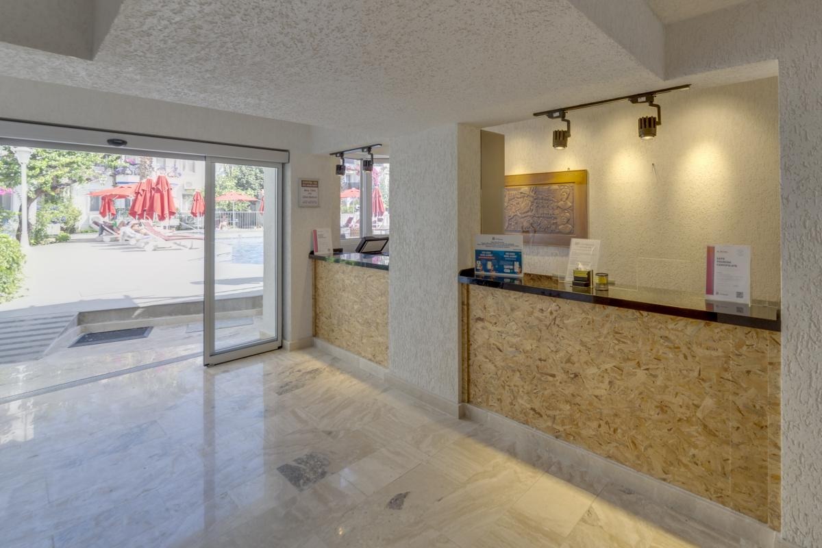 Serhan Hotel