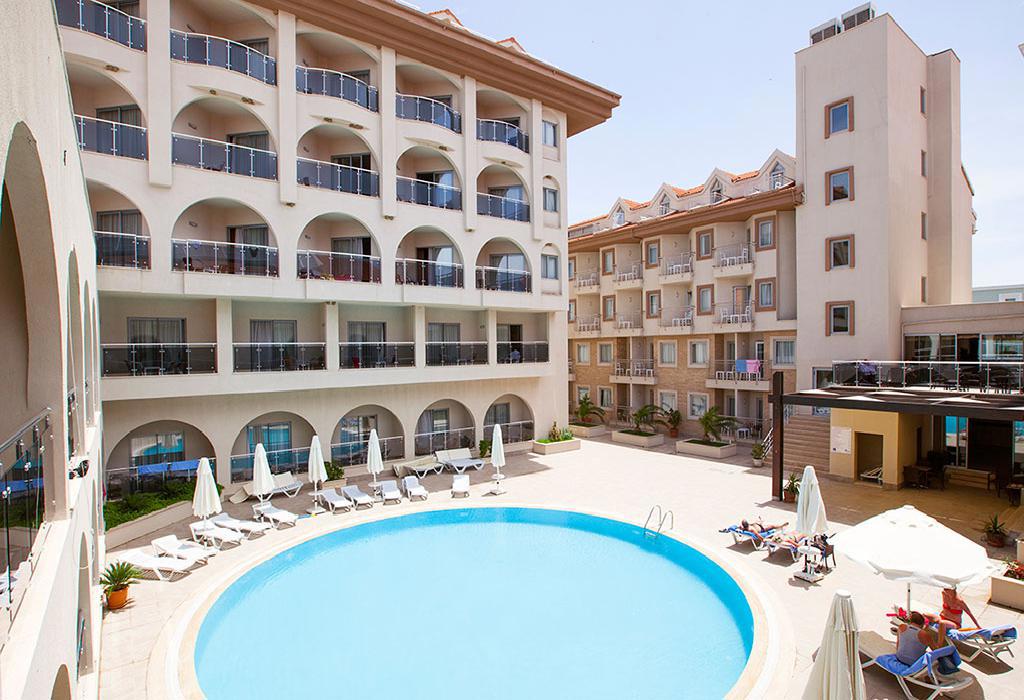 Hotel Diamond Beach Hotel & Spa