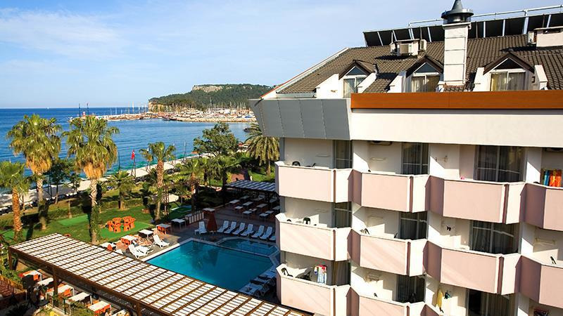 Fame Beach Hotel