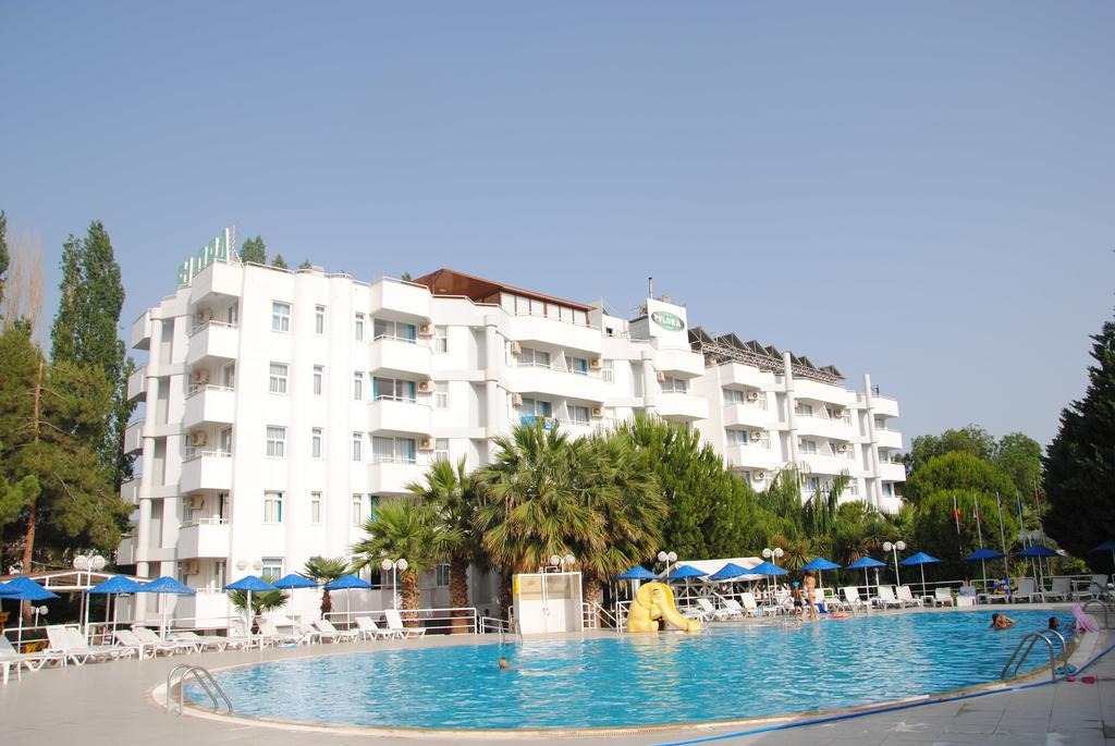 Hotel Flora Suites