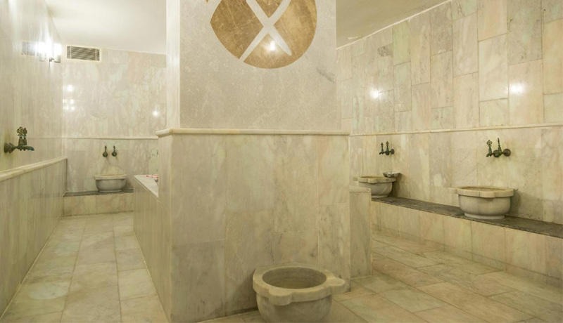 Ponz Hotel