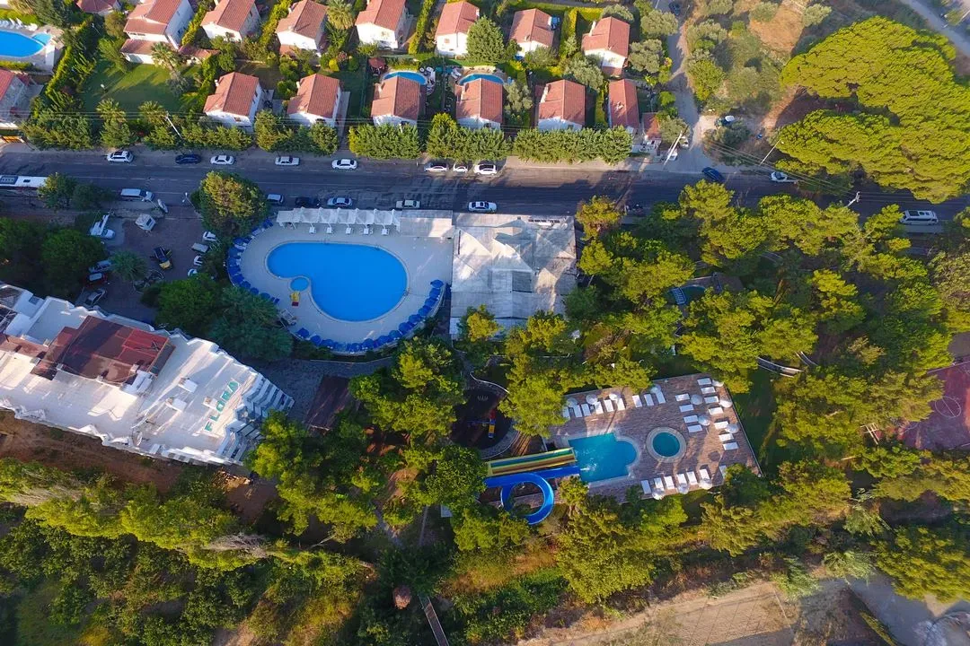 Hotel Flora Suites