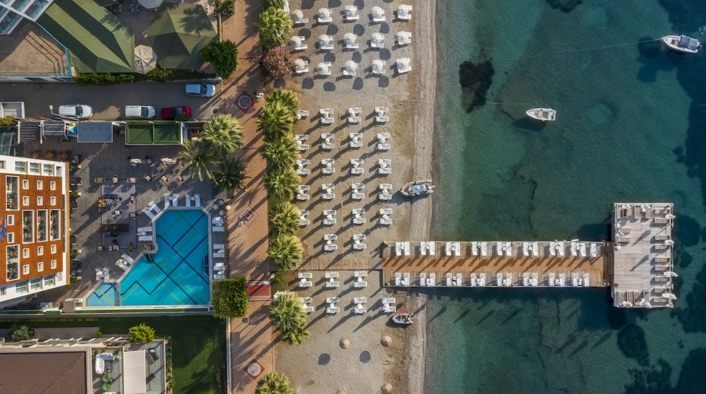 Hotel Cettia Beach Resort