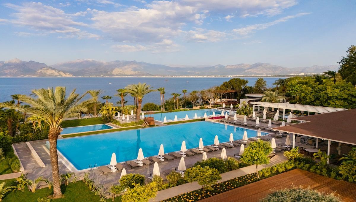 Akra Hotel
