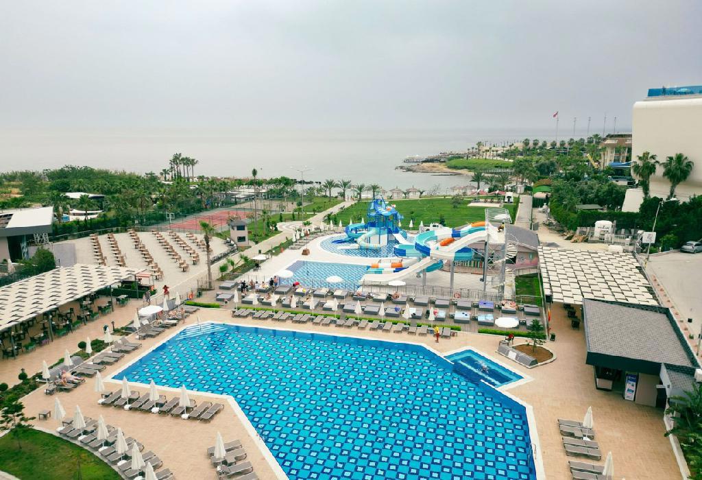 Hotel Lonicera Premium
