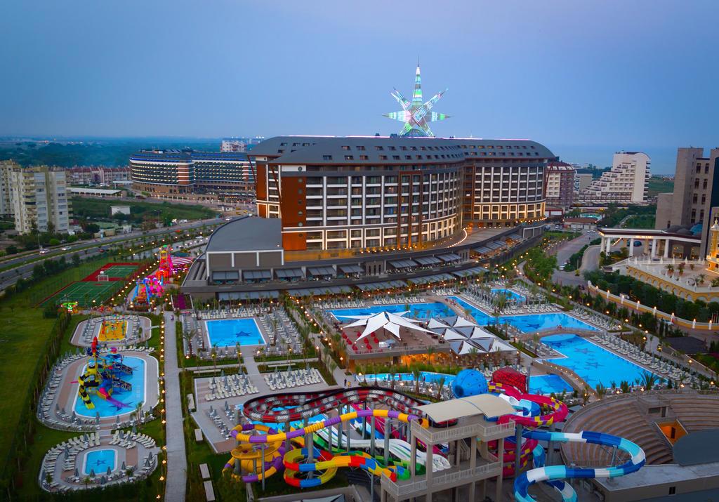 Royal Seginus Hotel