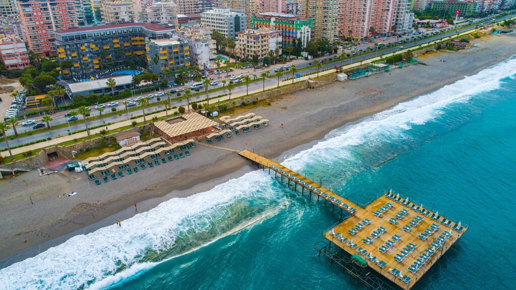 Hotel Senza Grand Santana