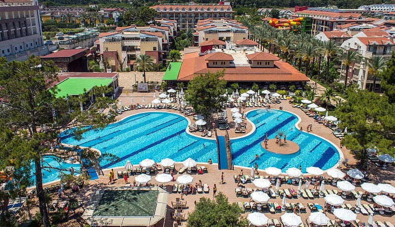 Crystal Aura Beach Resort & Spa