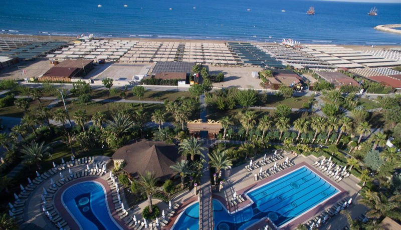 Royal Dragon Hotel