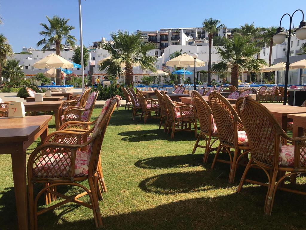 Hotel Nagi Beach