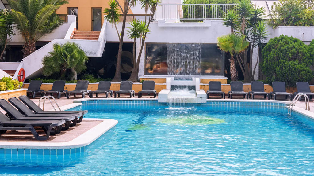 Tropic Park Hotel