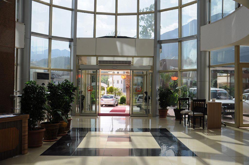Hotel Lims Bona Dea Beach