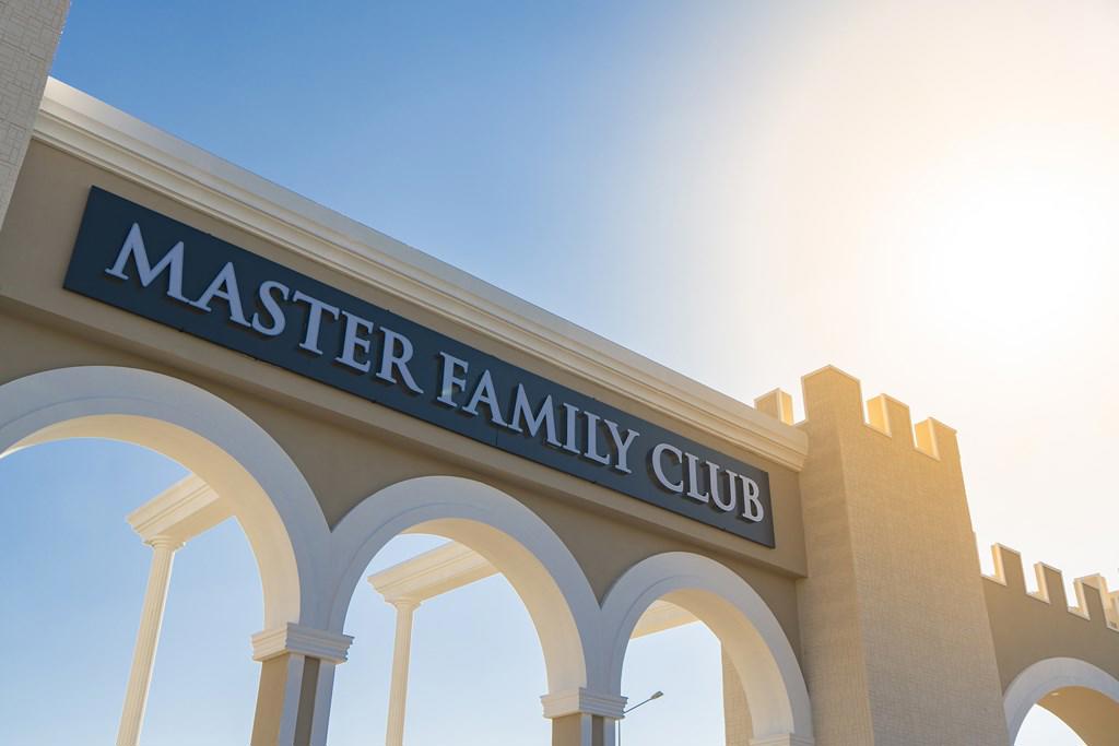 Hotel Master Family Club