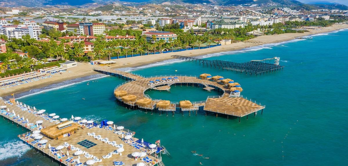 Blue Marlin Deluxe Spa & Resort