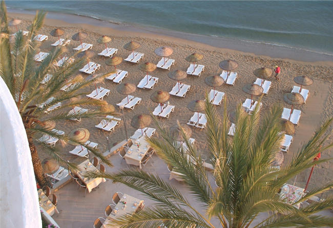 Rubi Hotel