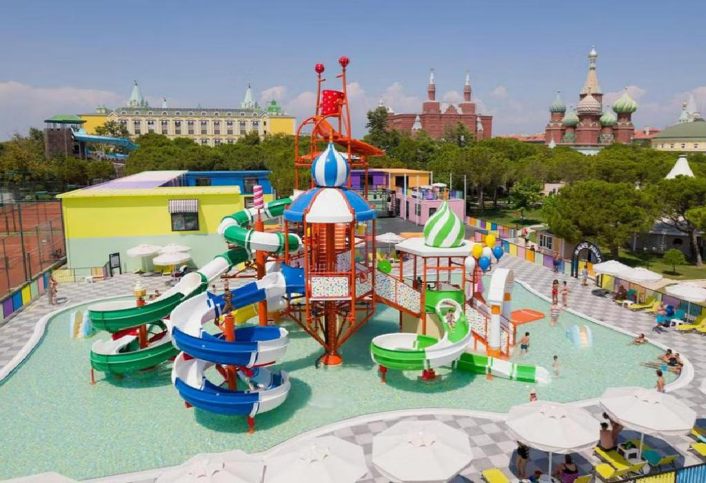 Hotel Kremlin Palace