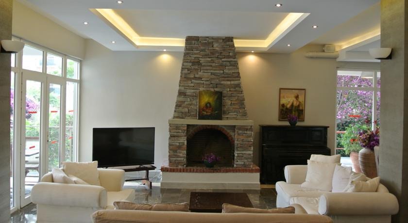 Begonville Hotel