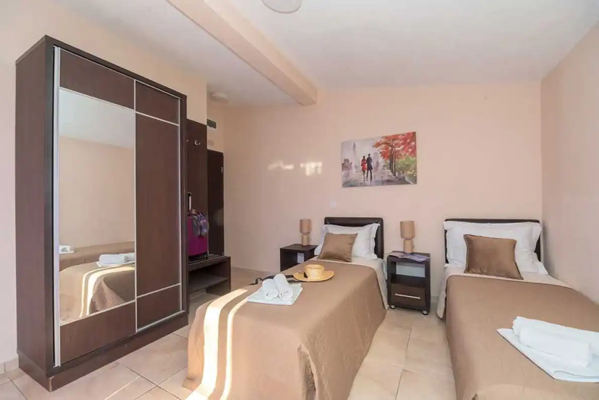 Apartmani Lara