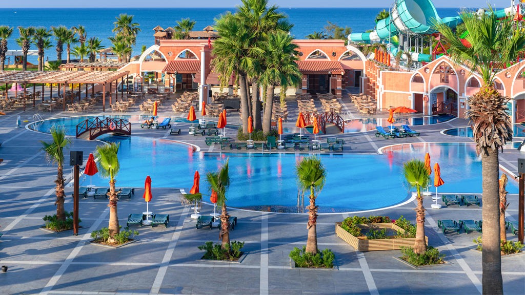 Club Mega Saray Hotel