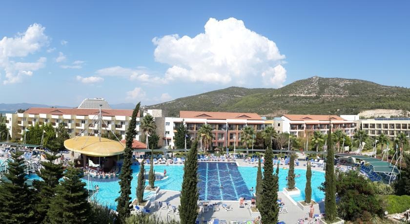 Aqua Fantasy Aquapark Hotel and Spa