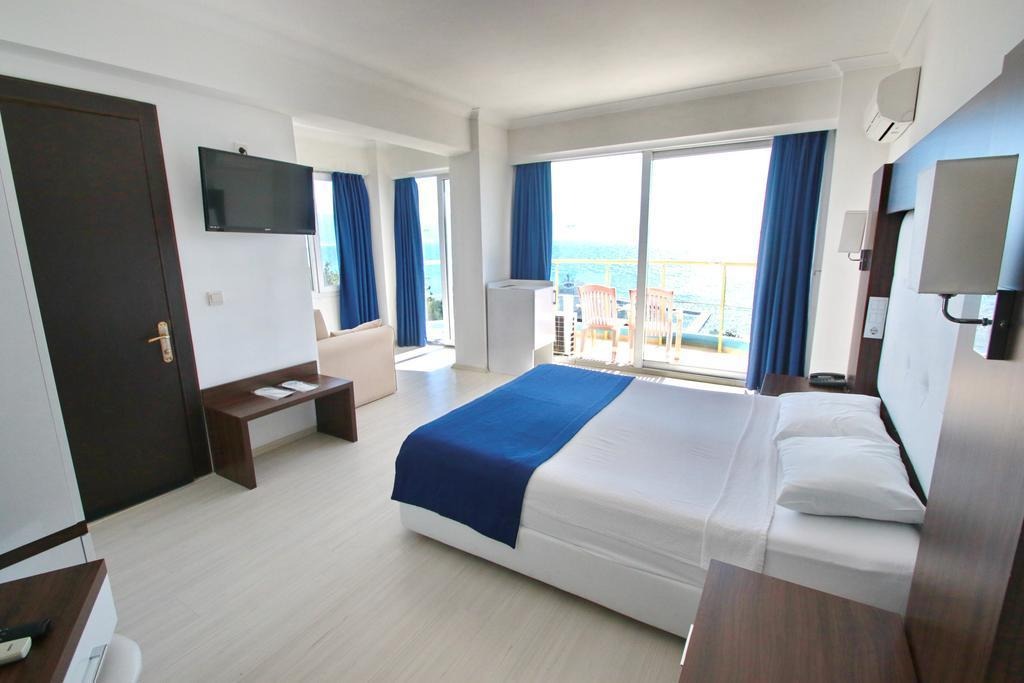 Hotel Arora