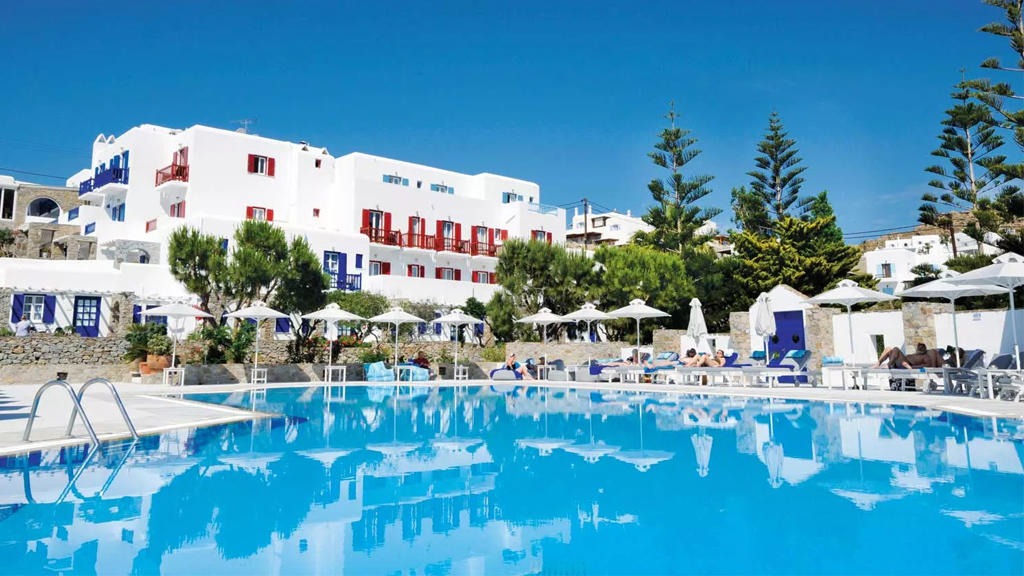 Kamari Hotel